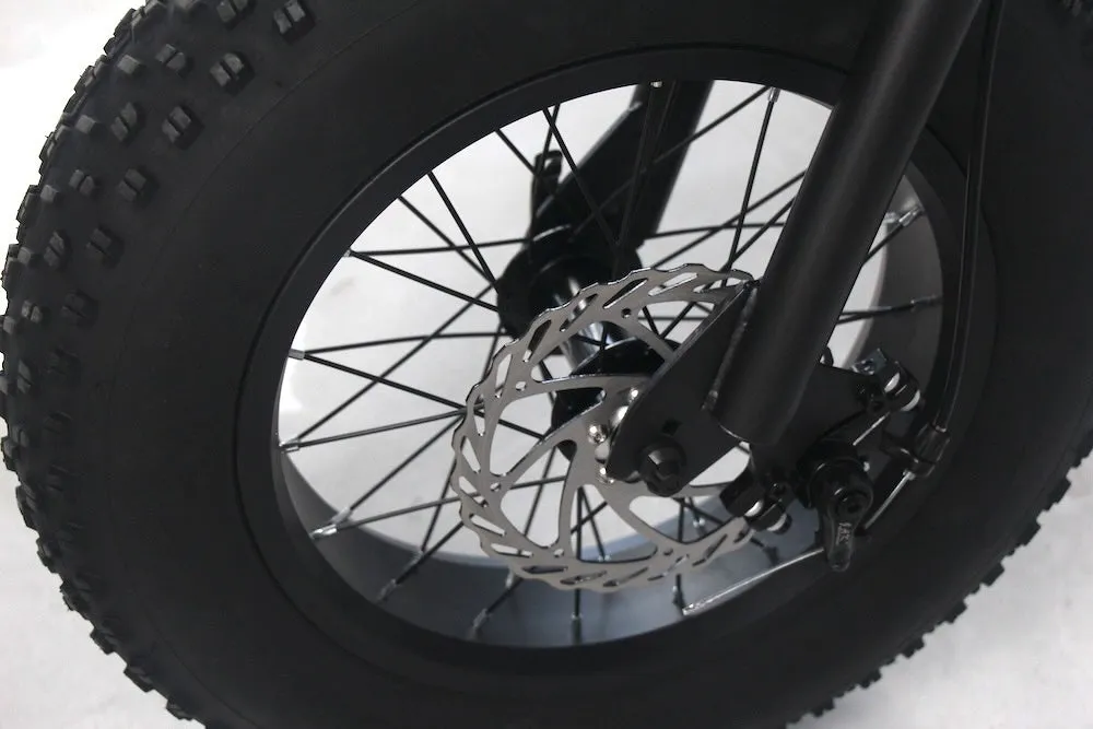 太いタイヤとディスクブレーキ