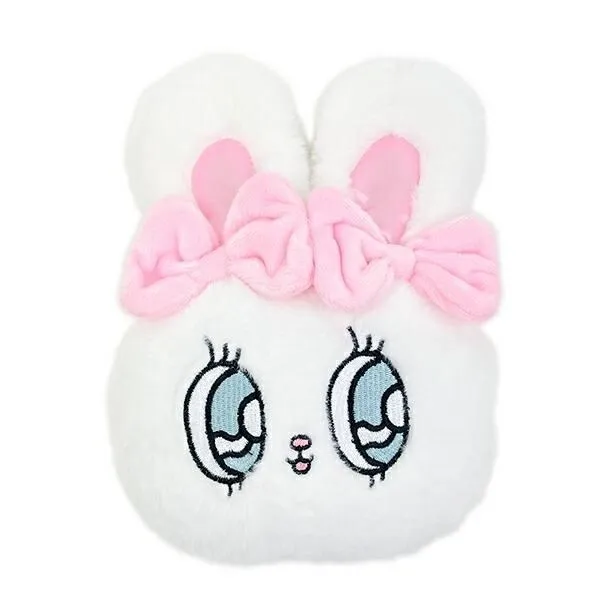 エスターバニーのぬいぐるみパスケース