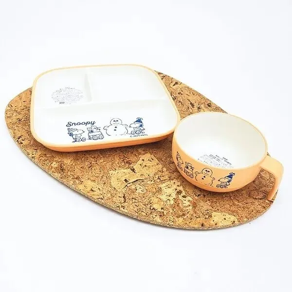 同シリーズの食器類