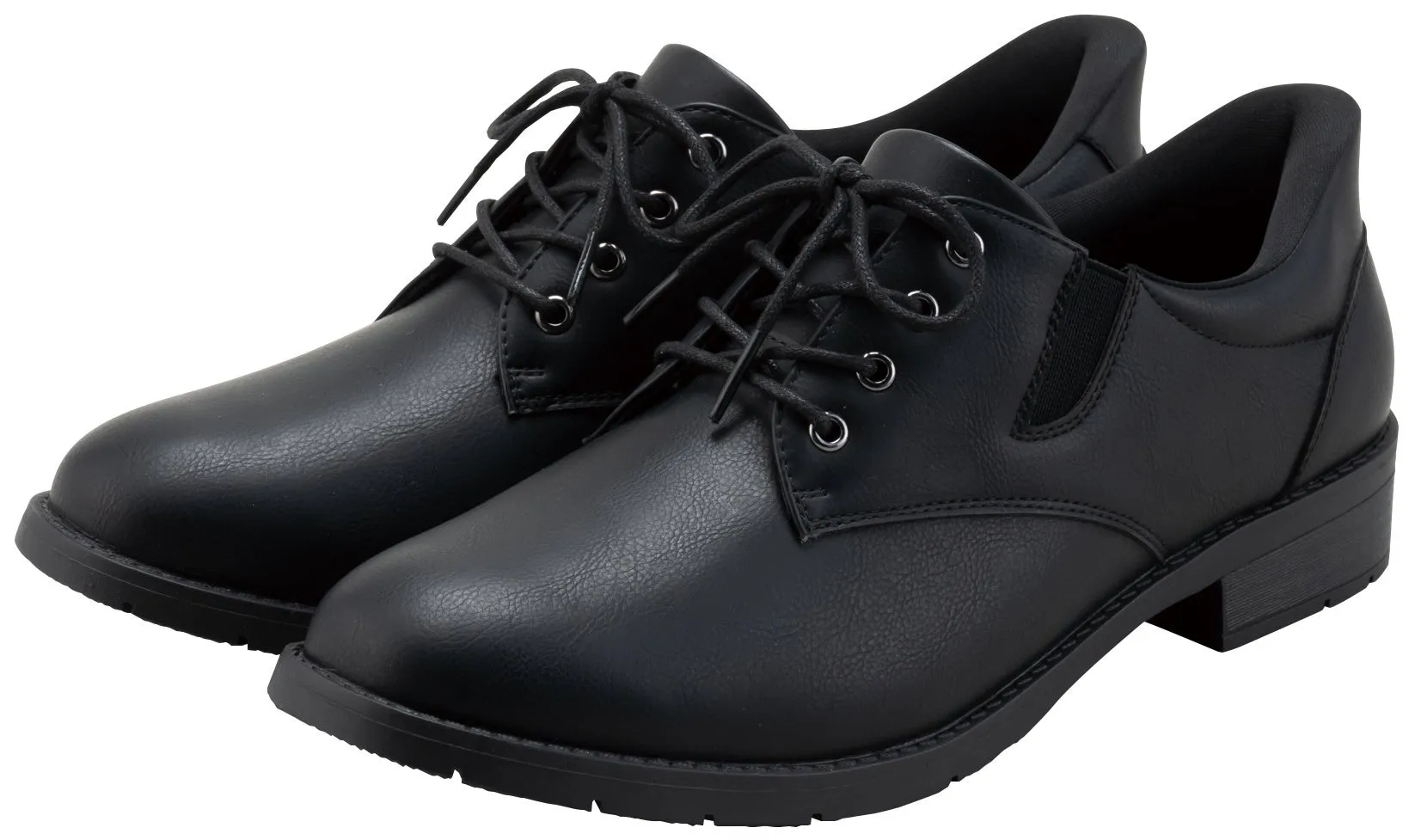 黒い革靴のクローズアップ写真（ST-800）