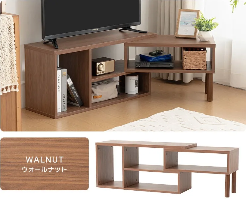 テレビ台と色見本の写真。テレビ台はウォールナットの色で、収納棚とテレビを置くスペースがある。色見本には「WALNUT ウォールナット」と書かれている。