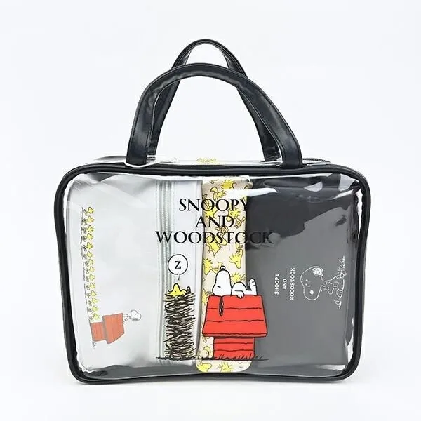 ブラックのクリアバッグ