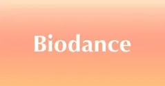 オレンジ色の背景に、白の文字で「Biodance」と書かれた画像