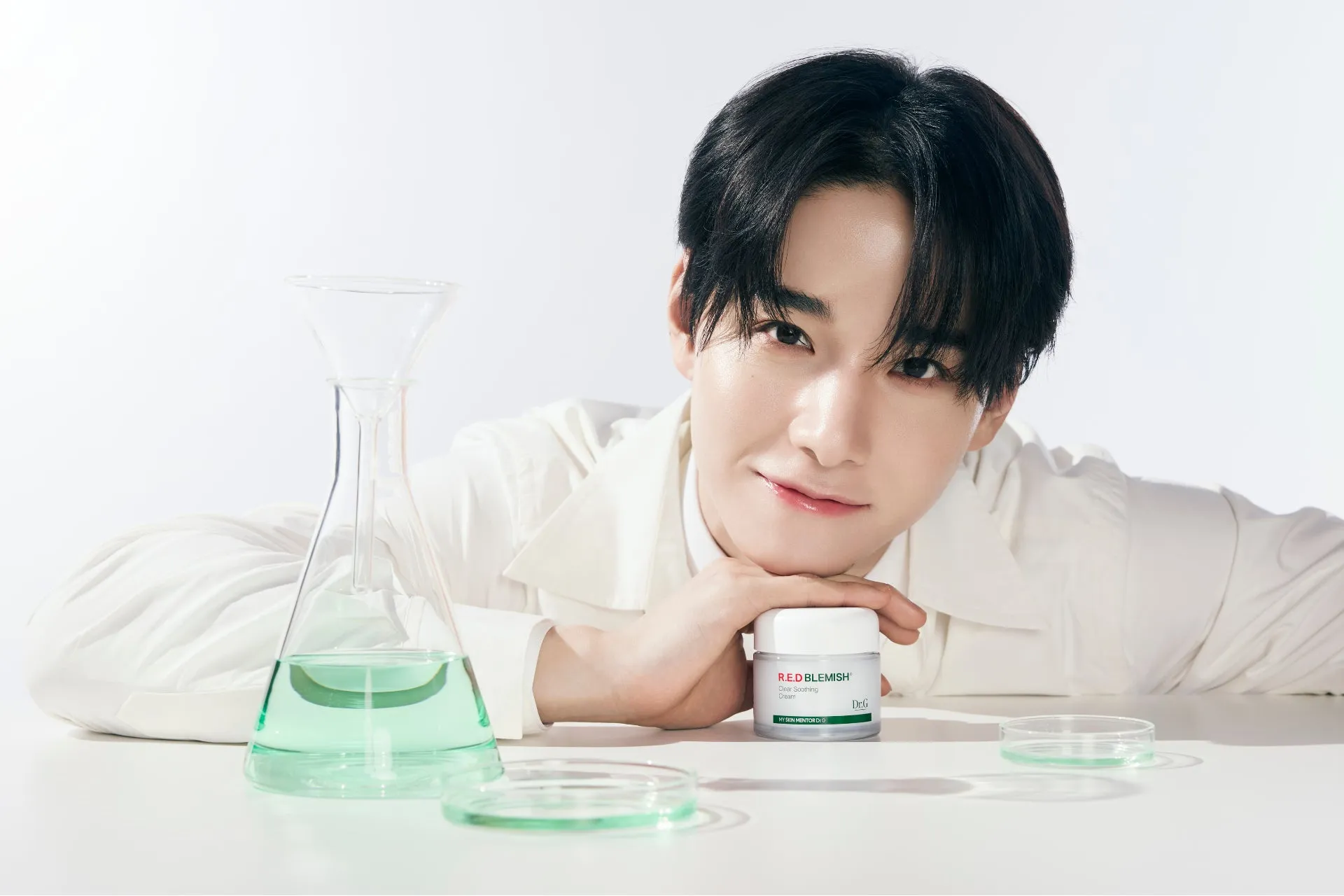Dr.Gレッドブレミッシュクリアスージングクリームと佐藤景瑚さん