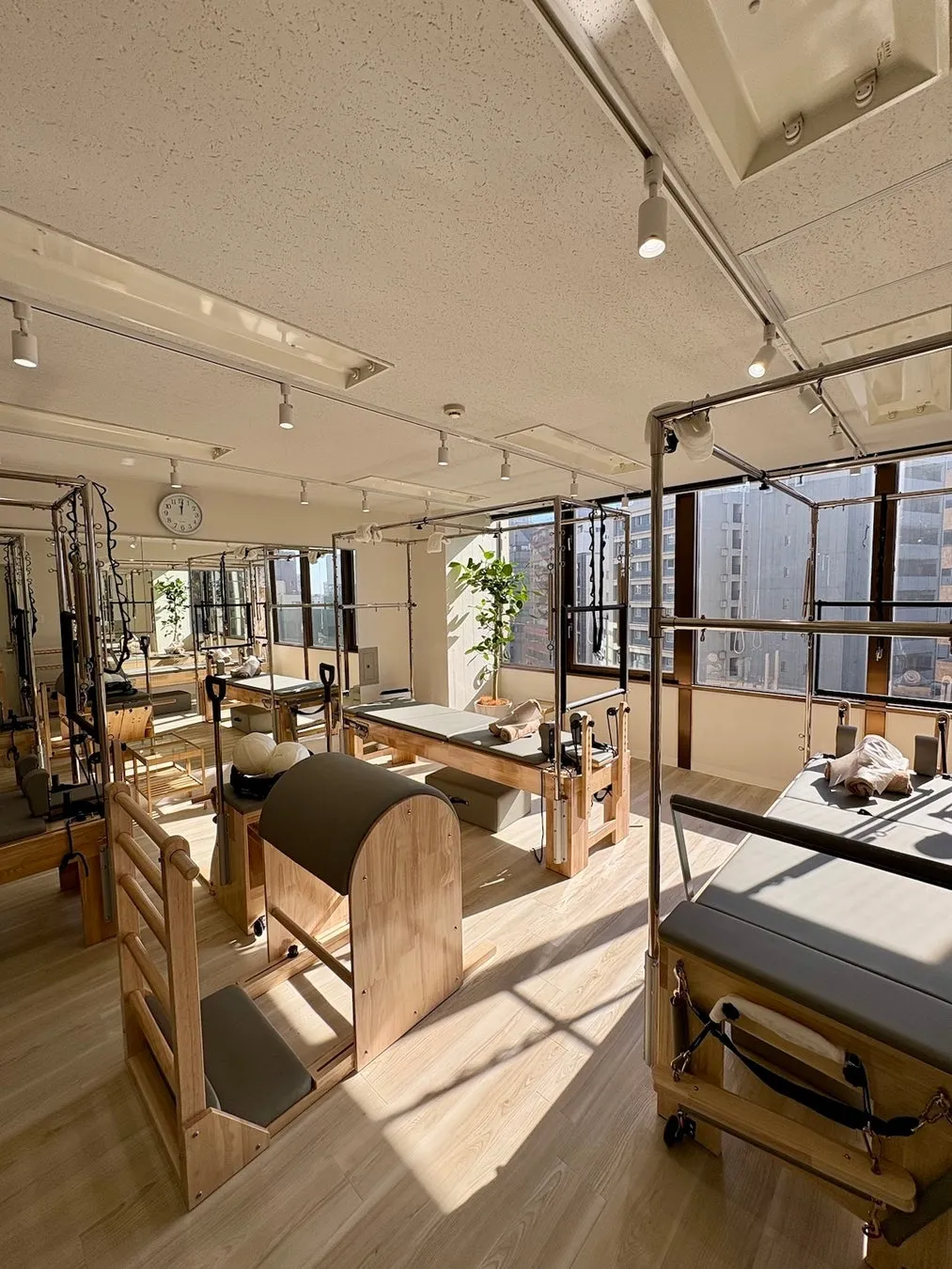 ピラティススタジオのインテリア