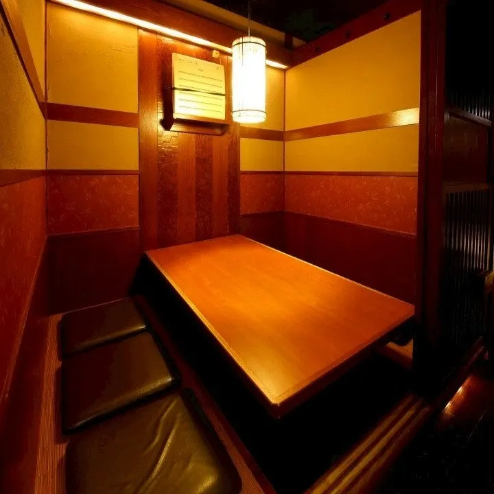 カニ料理の豪華な食事の様子