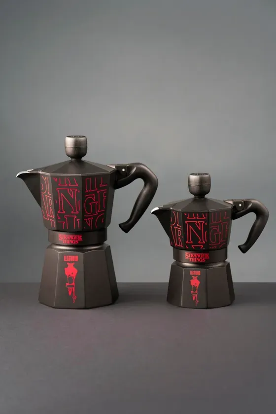 STRANGER THINGS ILLUSION