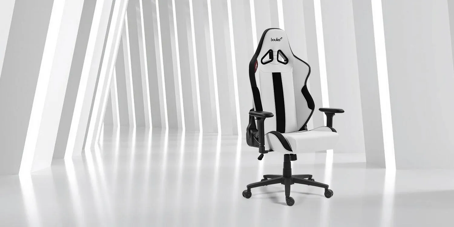 白と黒のゲーミングチェア