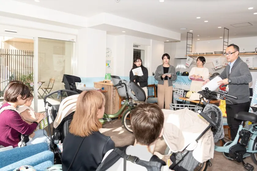 メーカー担当者による説明風景