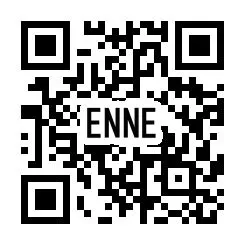 ENNEと書かれたテキストを含むQRコードの画像です。