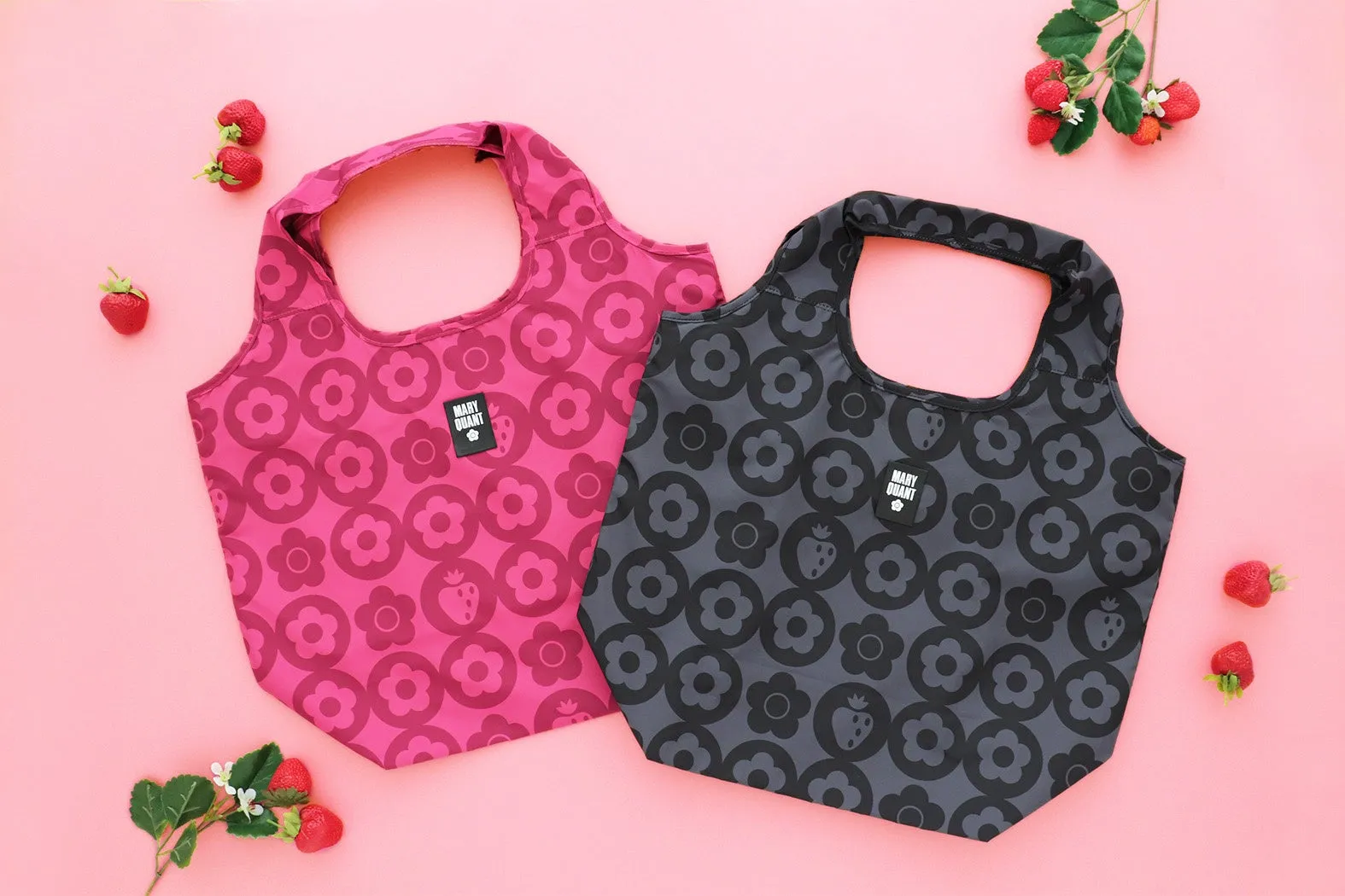 MARY QUANT折りたたみバッグ