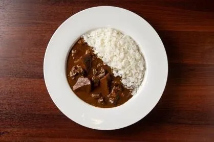 糸島産零ワンポークとココナッツのカレー