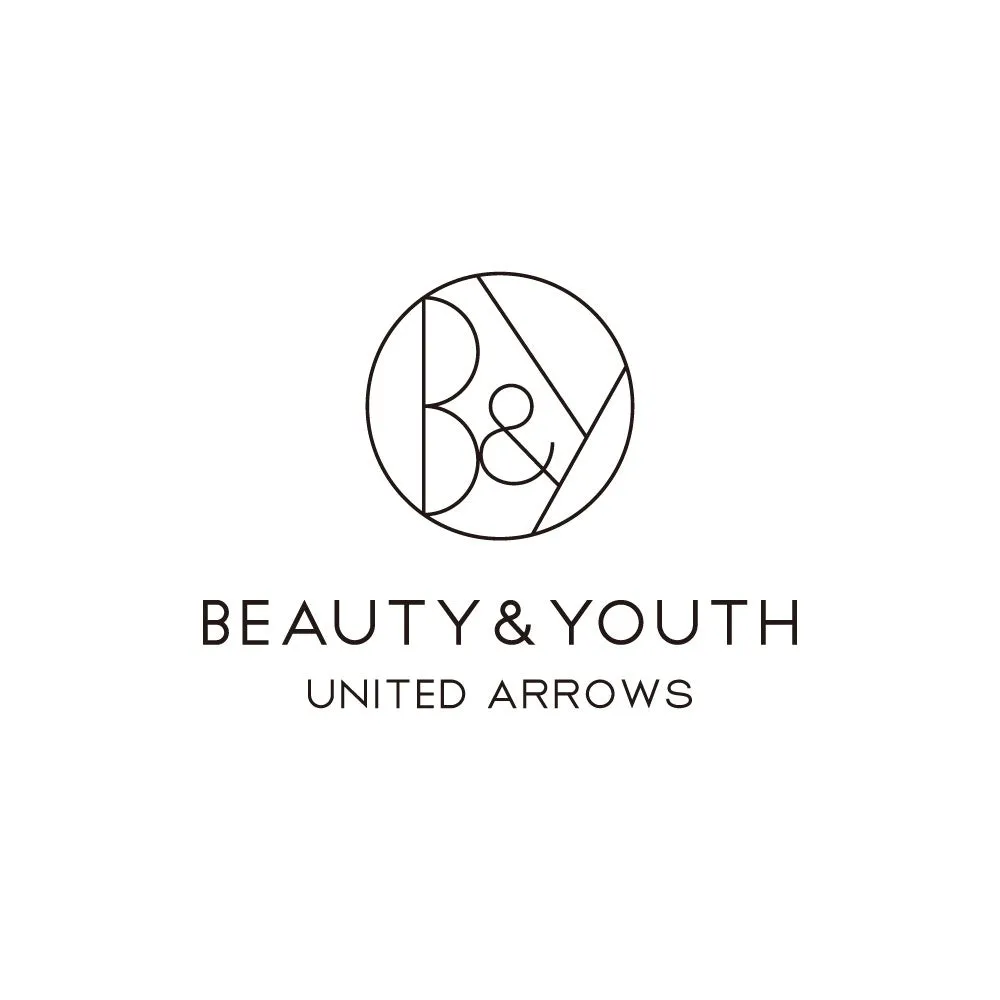 白地に黒文字で、BEAUTY & YOUTH UNITED ARROWSのロゴが描かれた画像。