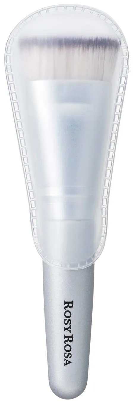 化粧ブラシと保護カバー