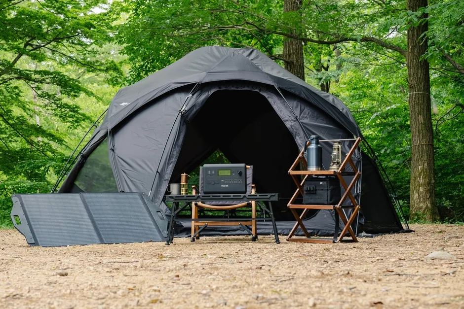 キャンプサイトに置かれたPowerArQ製品