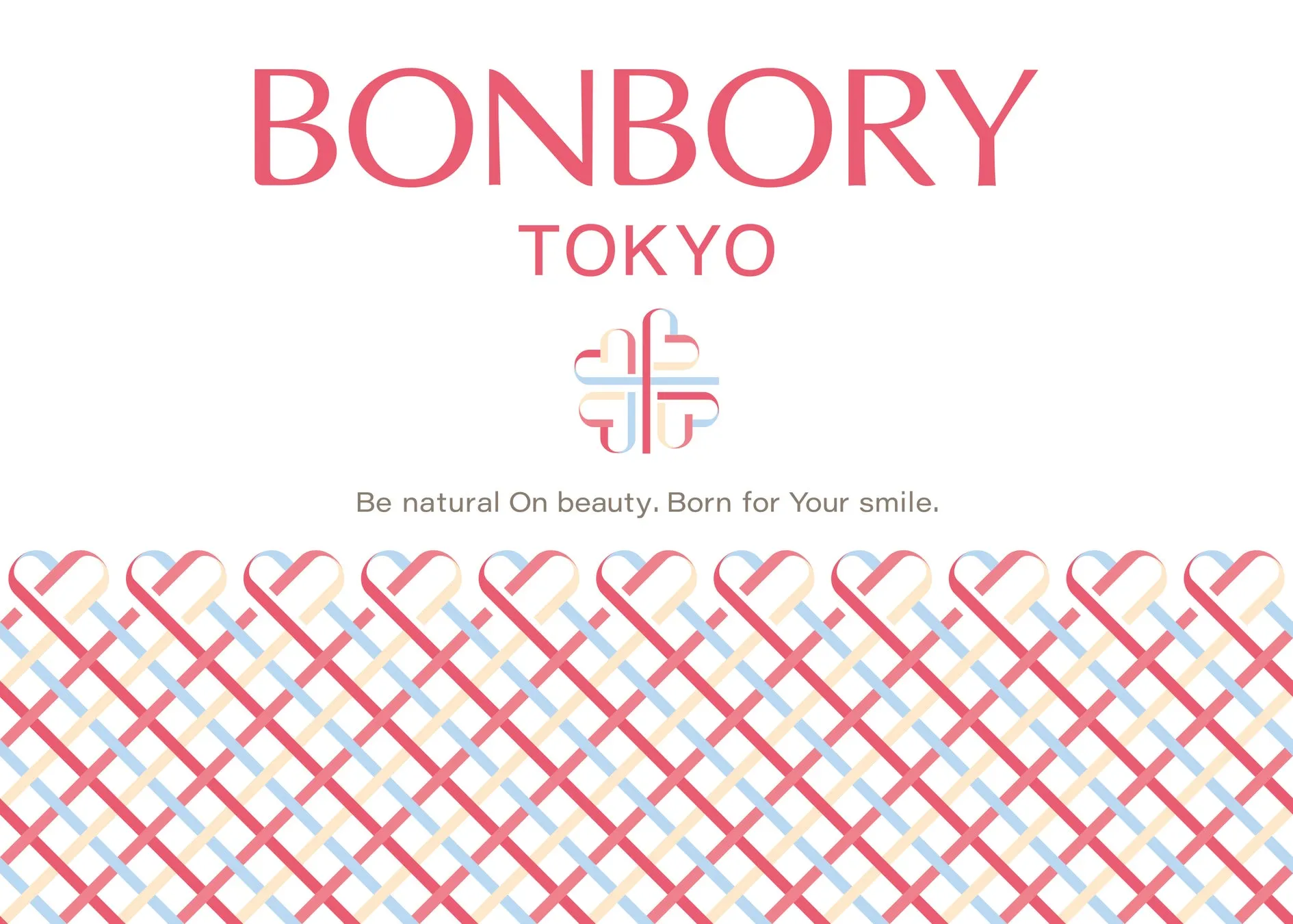 白地に「BONBORY TOKYO」の文字とハートをモチーフにしたデザインのロゴ。下部にはハートの装飾が施されています。
